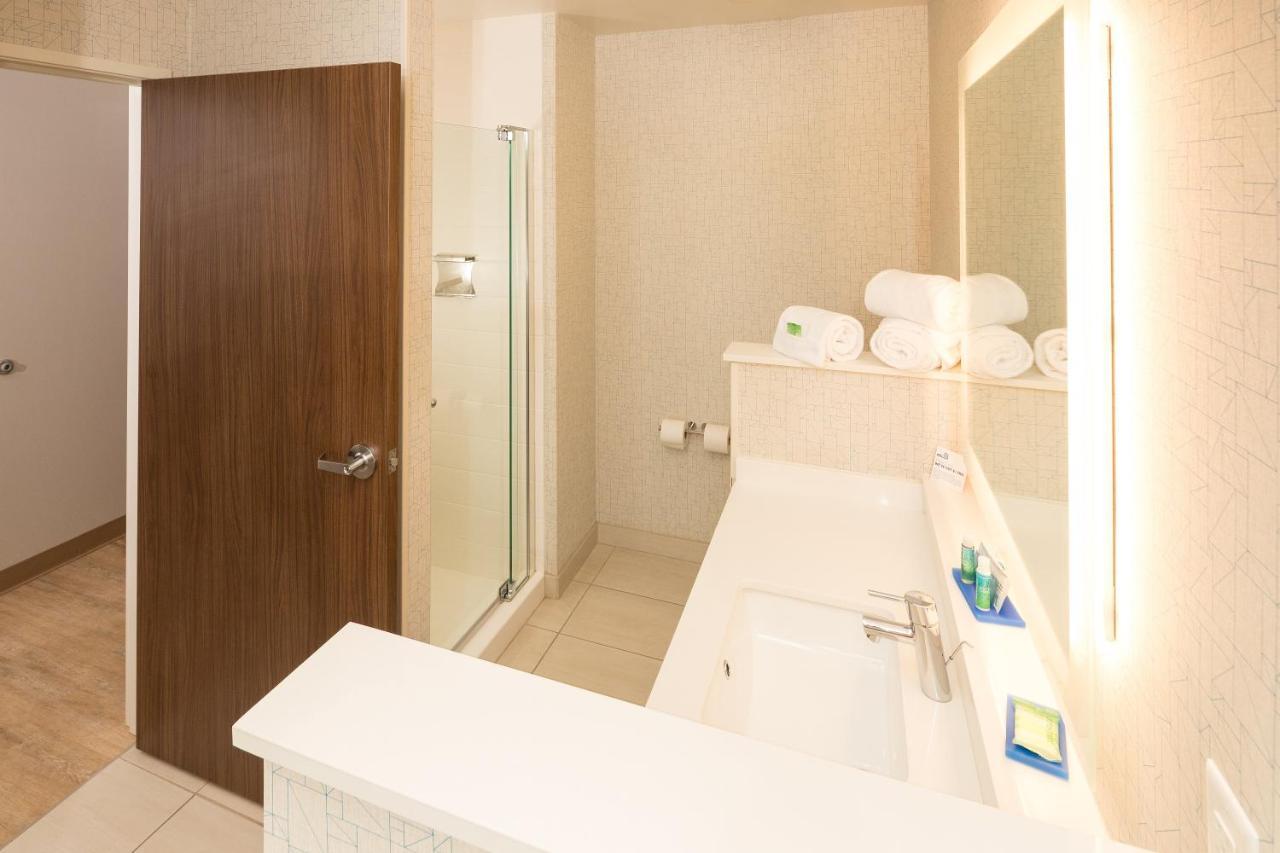 Holiday Inn Express & Suites La Porte By Ihg Exterior foto